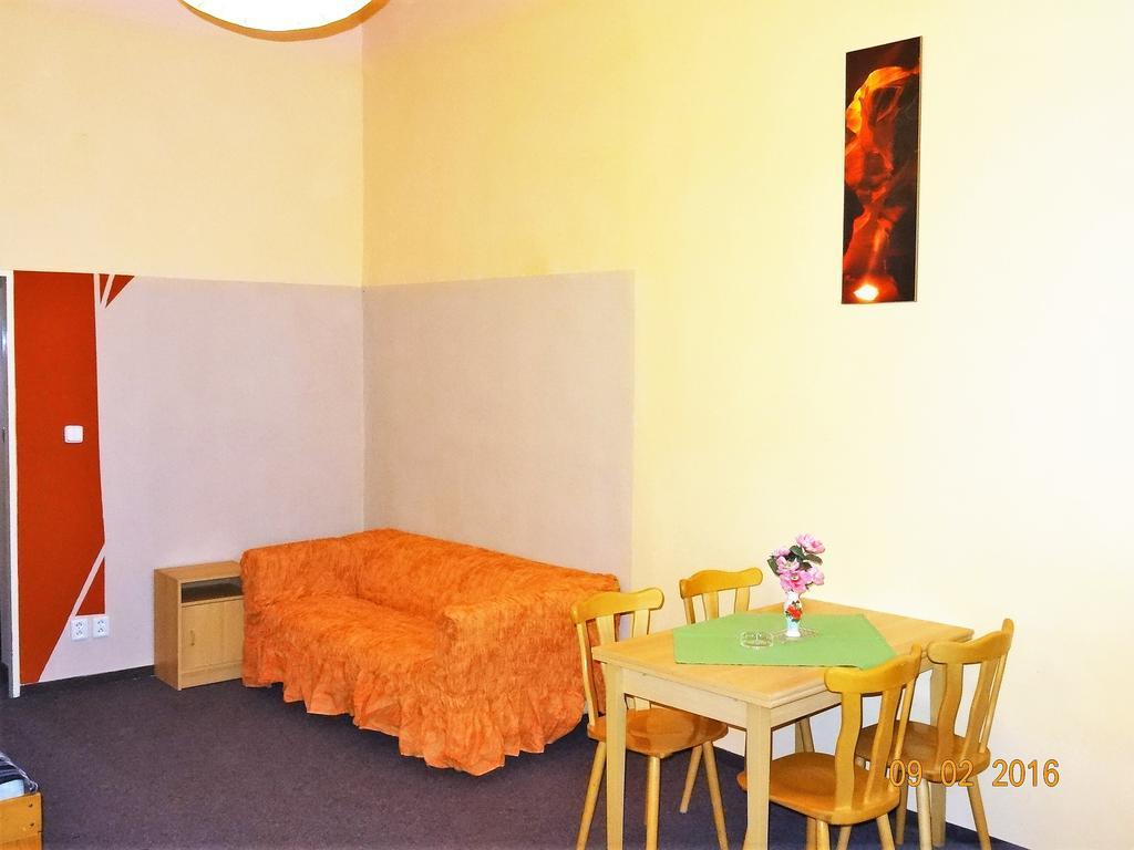 Hotel U Dvou Zlatych Klicu Praha Ruang foto